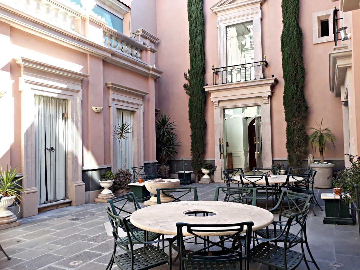 Casa Toscana Bed & Breakfast Альенде Экстерьер фото