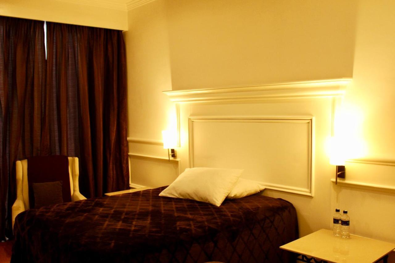 Casa Toscana Bed & Breakfast Альенде Экстерьер фото