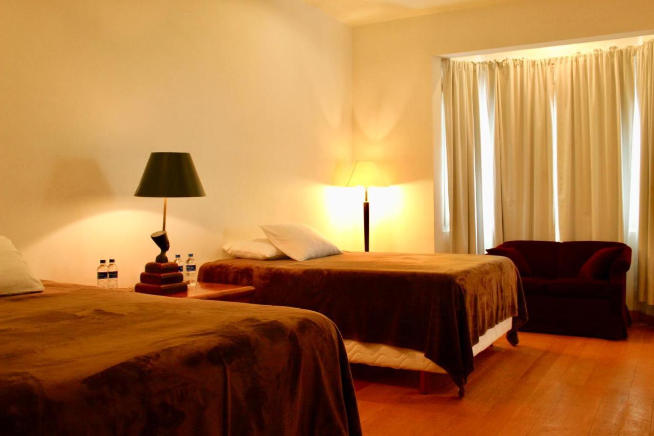 Casa Toscana Bed & Breakfast Альенде Экстерьер фото