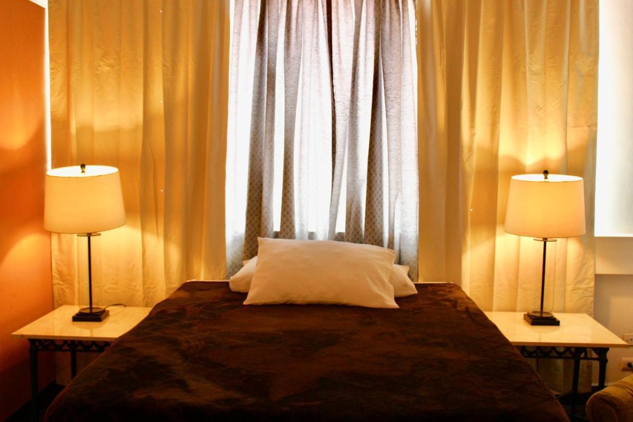 Casa Toscana Bed & Breakfast Альенде Экстерьер фото