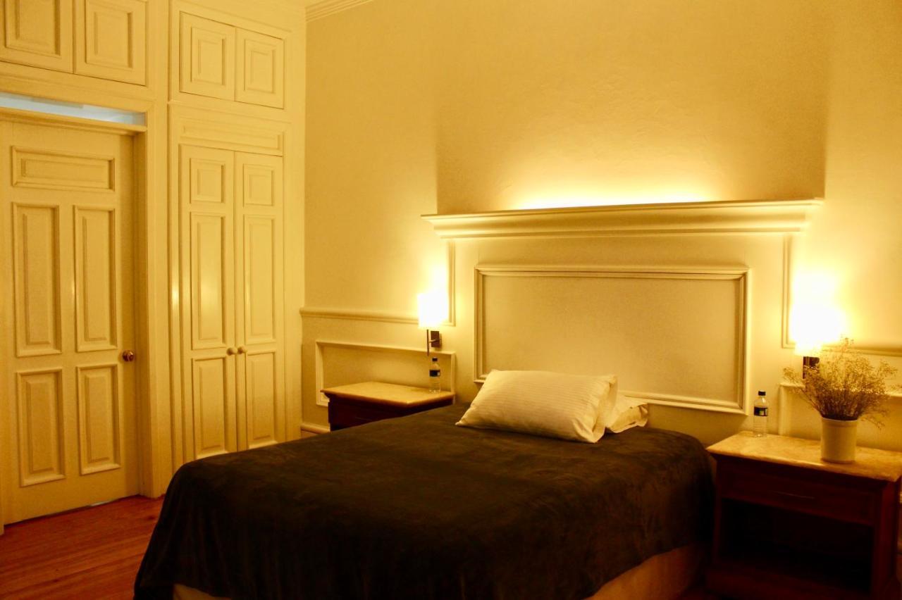Casa Toscana Bed & Breakfast Альенде Экстерьер фото